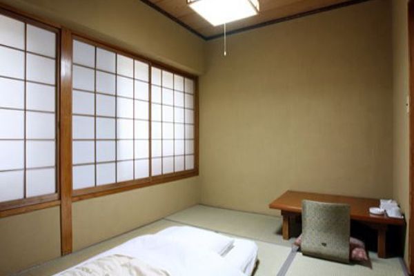 Takasaki Ekimae Plaza Hotel (Takasaki-shi)